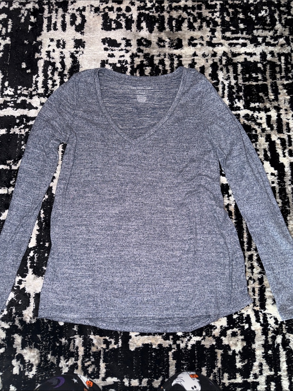 American Eagle Outfitters Women's Long Sleeve V-Neck Top - Heather Blue